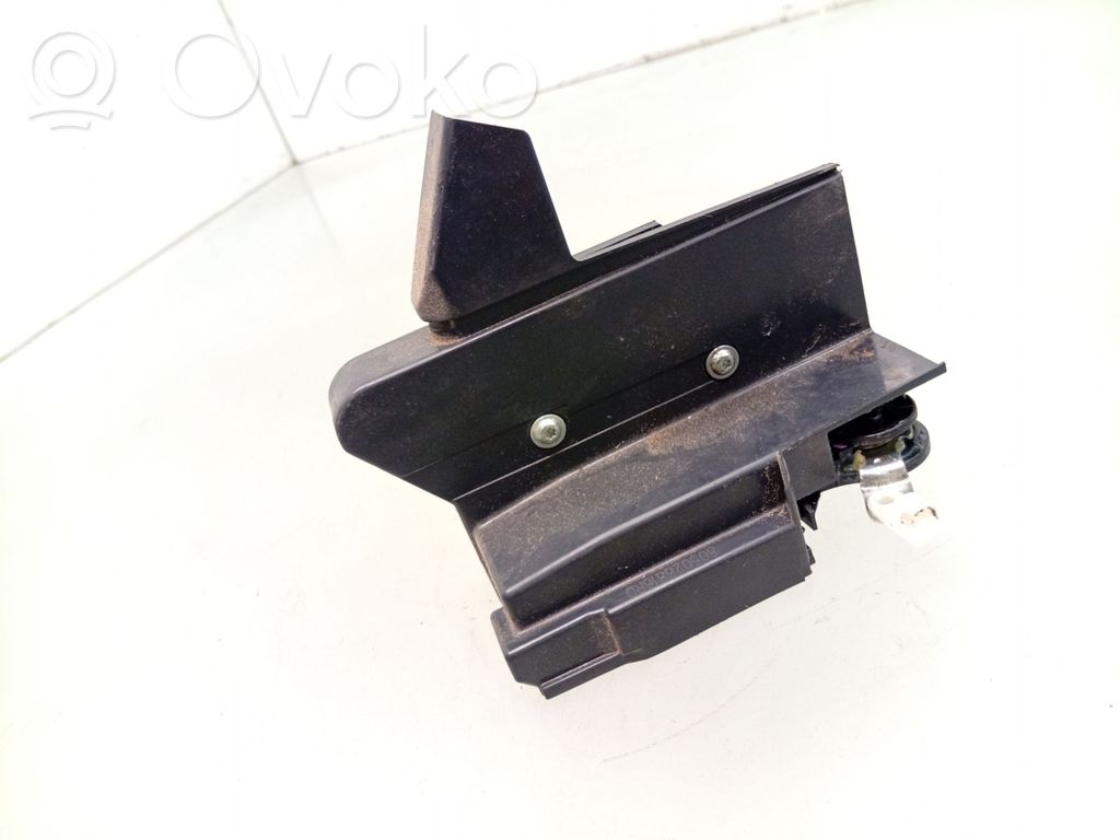 Dacia Sandero II Etuoven lukko 