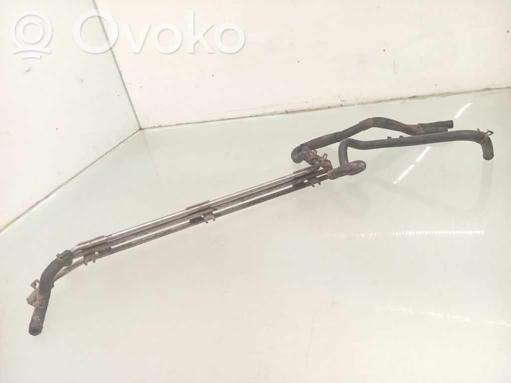 Polttoaineputki   038130309E