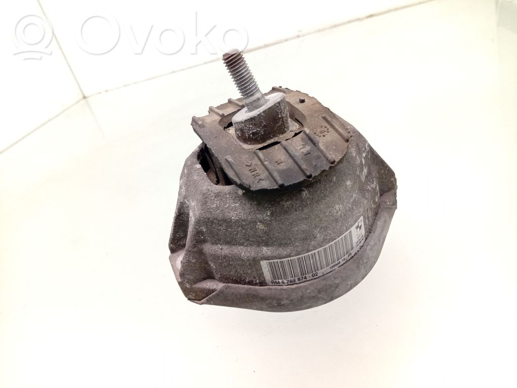 Moottorin kiinnikekorvake   6769874,1593462