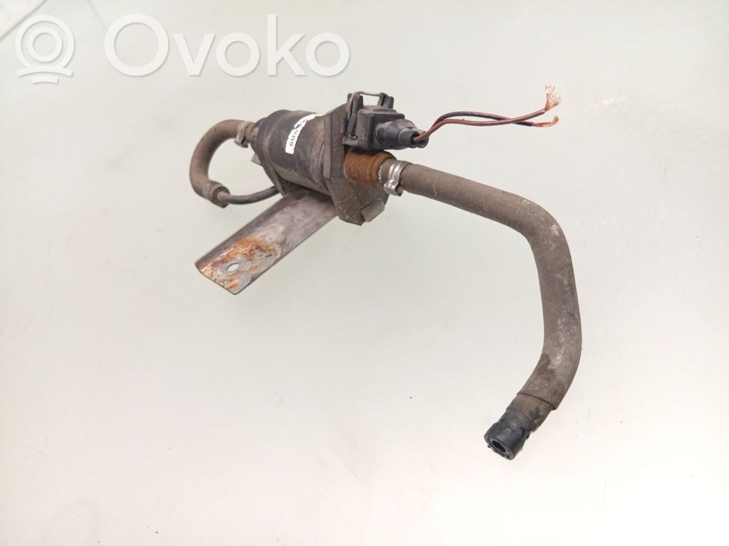 BMW 5 E60 E61 Pompe à carburant Webasto 