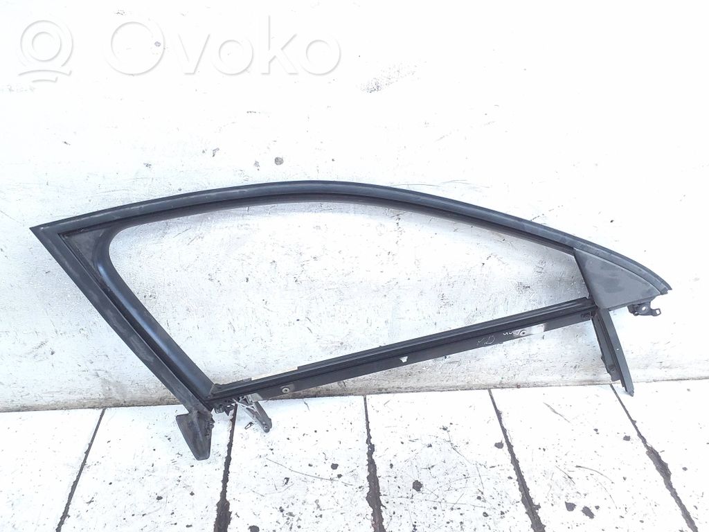 Seat Exeo (3R) Etuoven ikkunalasin kehys, coupe 