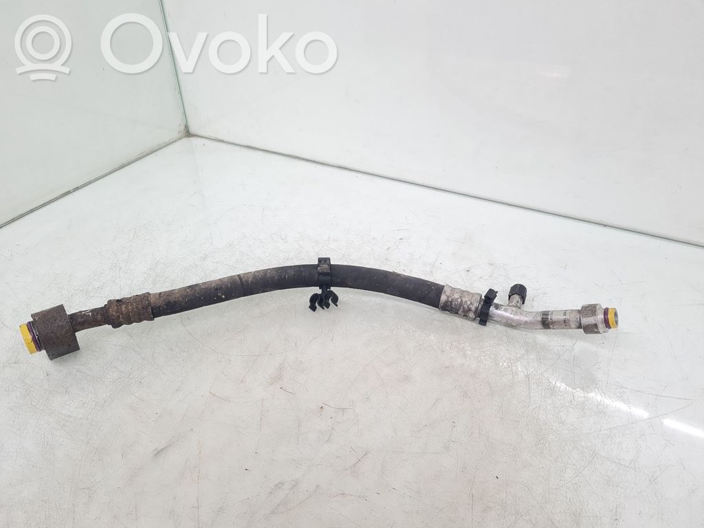 Volkswagen Touareg I Tubo flessibile aria condizionata (A/C)