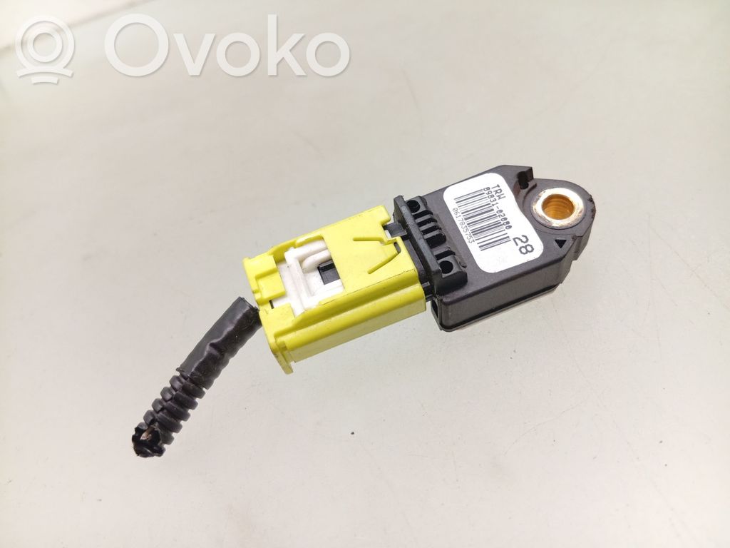 Toyota Auris 150 Sensore d’urto/d'impatto apertura airbag 