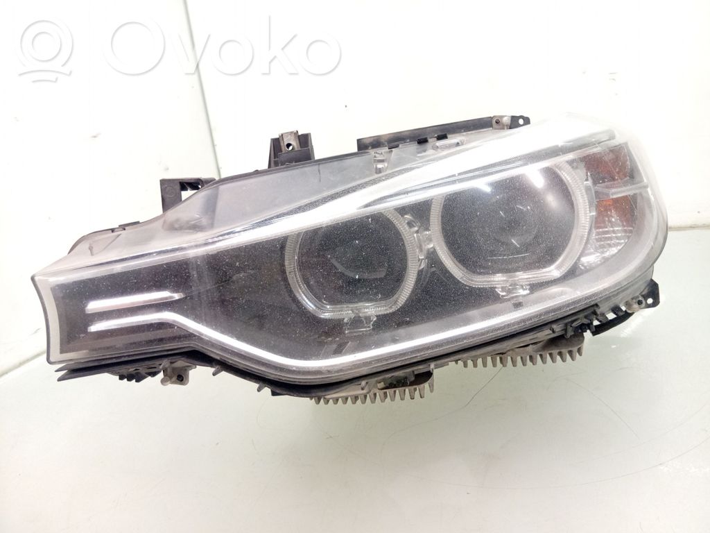 BMW 3 F30 F35 F31 Lampa przednia 
