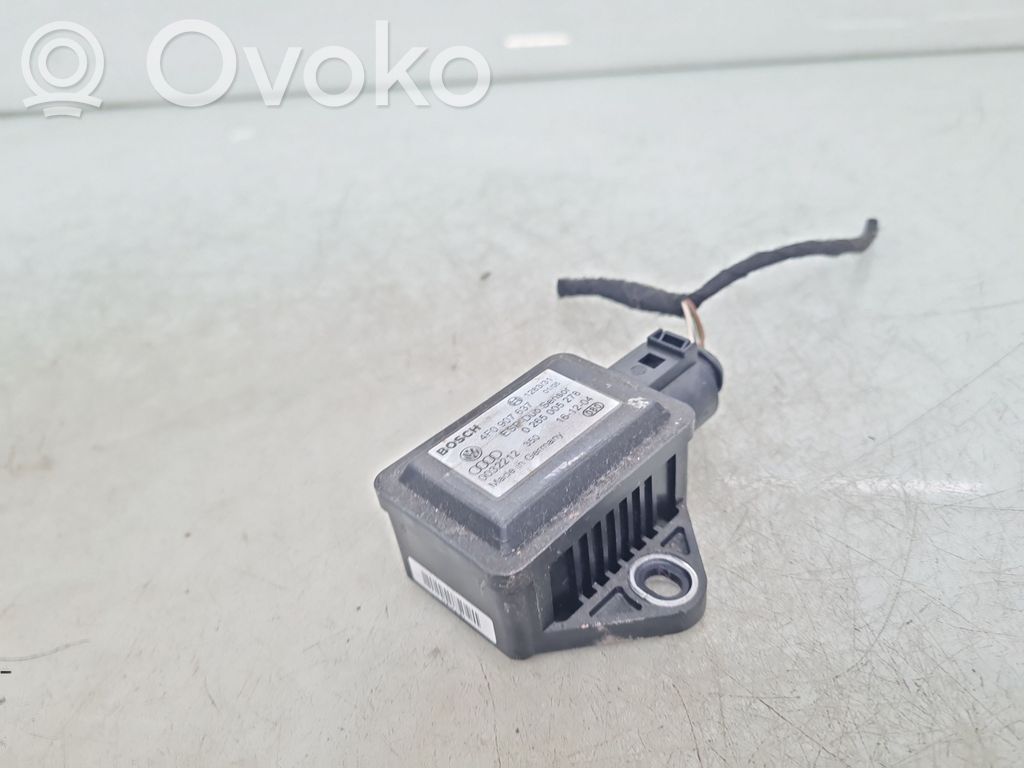 Audi A4 S4 B7 8E 8H Senzor de accelerație ESP 