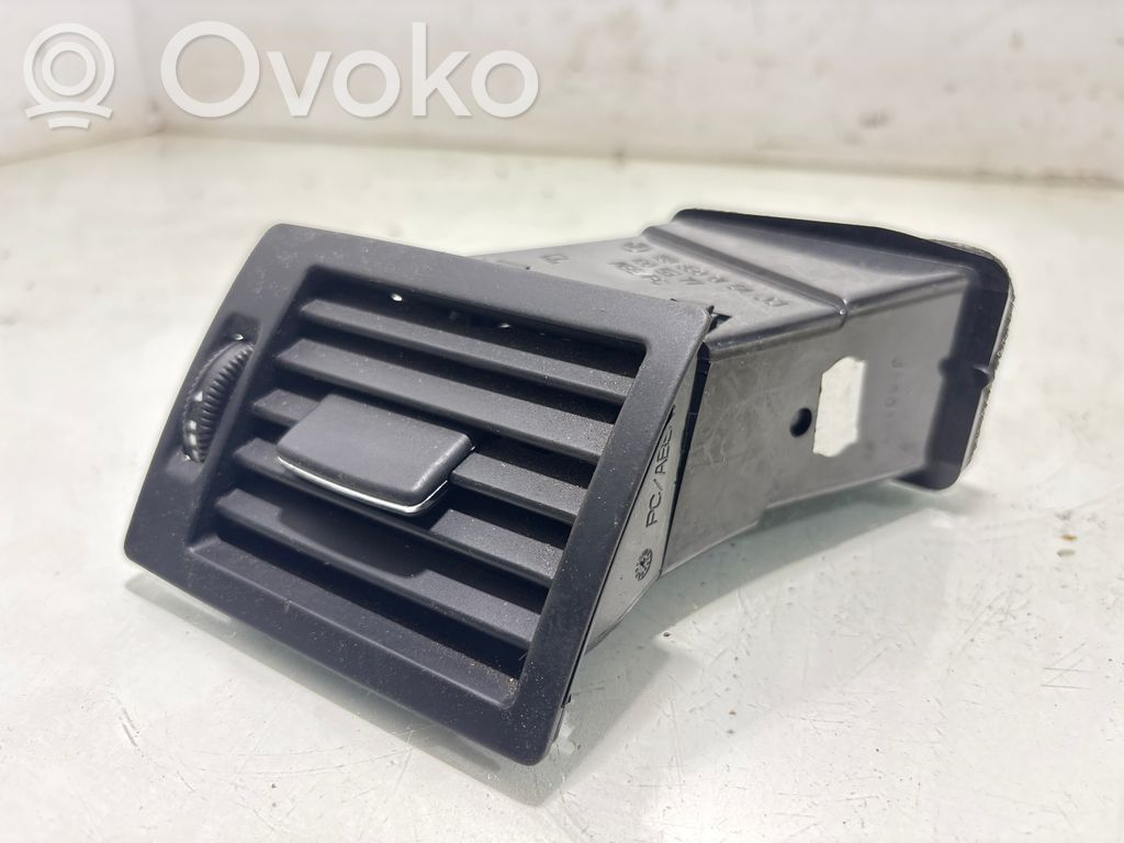 Mercedes-Benz A W169 Copertura griglia di ventilazione laterale cruscotto