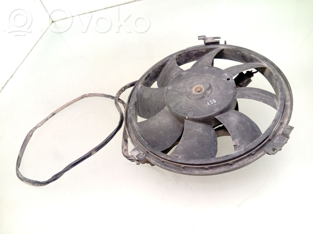 Volkswagen PASSAT B5.5 Ventilateur de refroidissement de radiateur électrique 