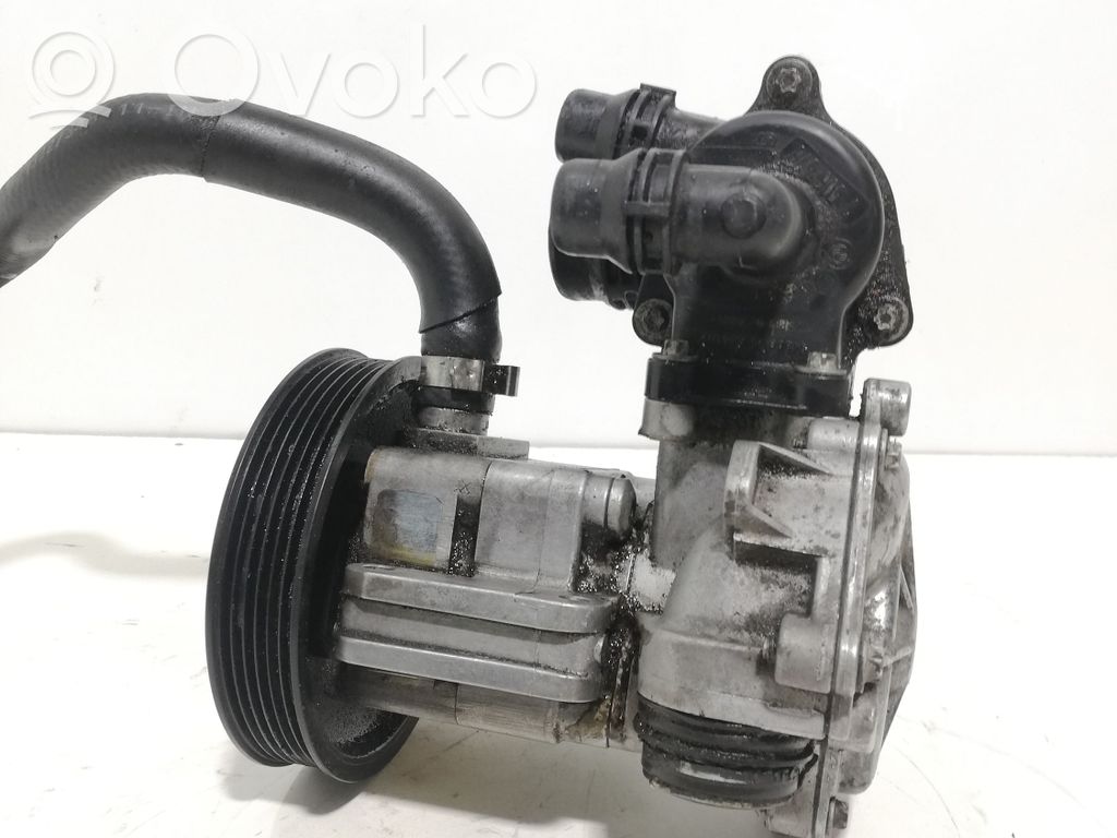 BMW 3 E46 Power steering pump 
