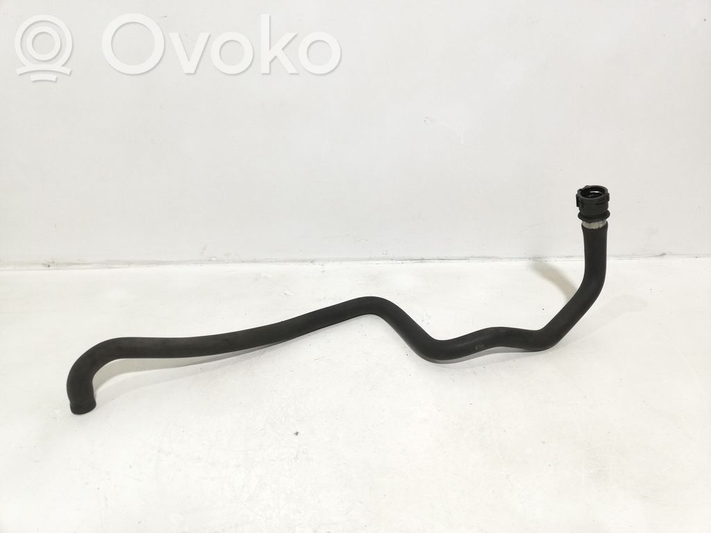 Engine coolant pipe/hose