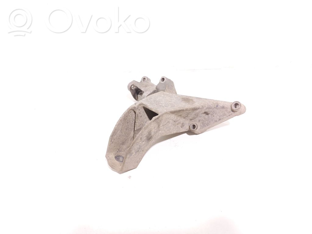 BMW 3 E46 Engine mounting bracket 