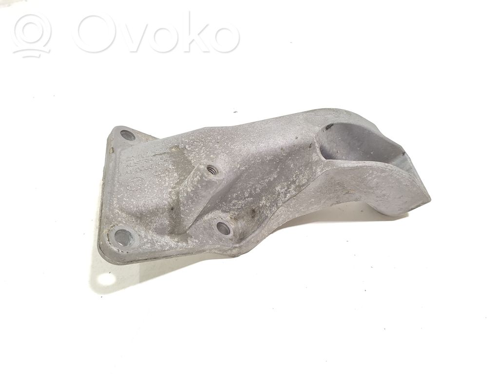 BMW 3 E46 Engine mounting bracket 