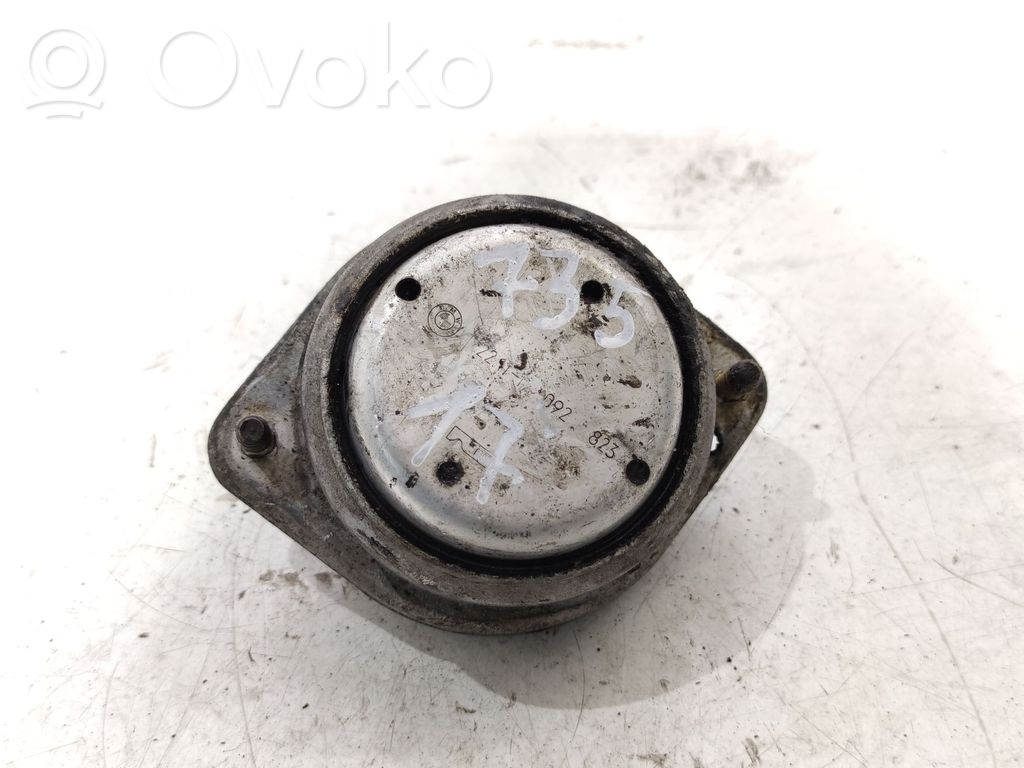 BMW 7 E38 Engine mount bracket 