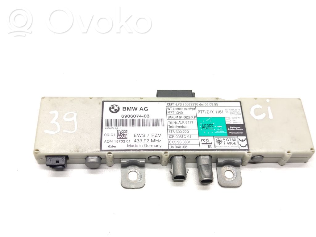 BMW 3 E46 Antenos stiprintuvas 
