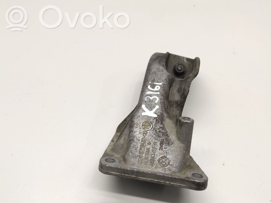 BMW 3 E46 Engine mounting bracket 
