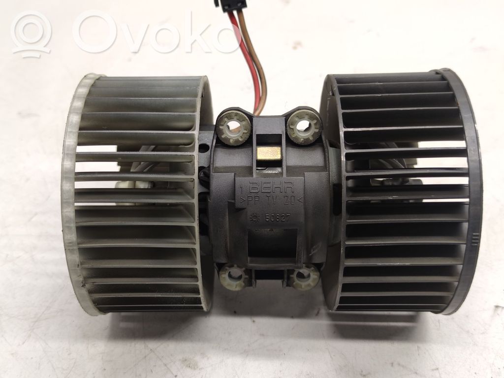 BMW 3 E46 Mazā radiatora ventilators 