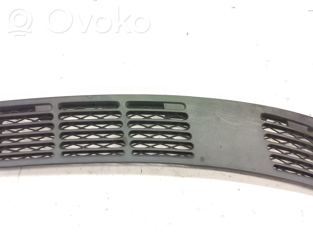 BMW 3 E30 Wiper trim 