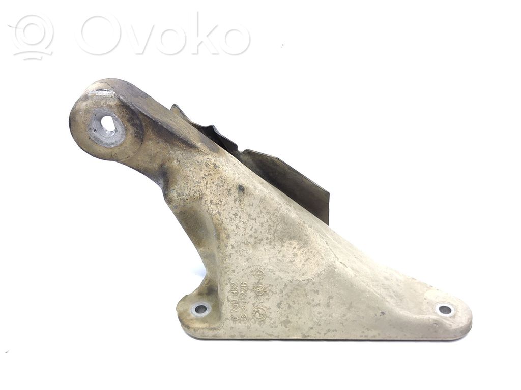 BMW 3 E46 Engine mounting bracket 