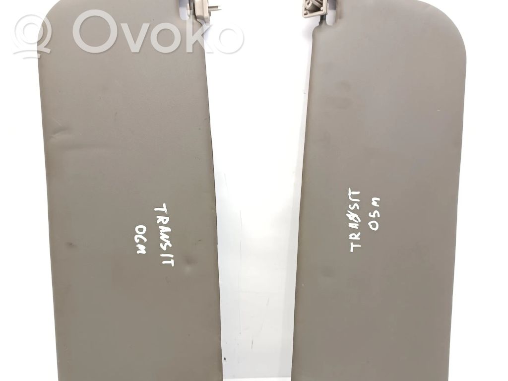 Sun visor