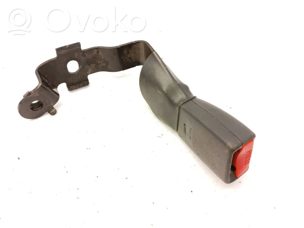 Toyota Avensis T270 Rear seatbelt buckle 