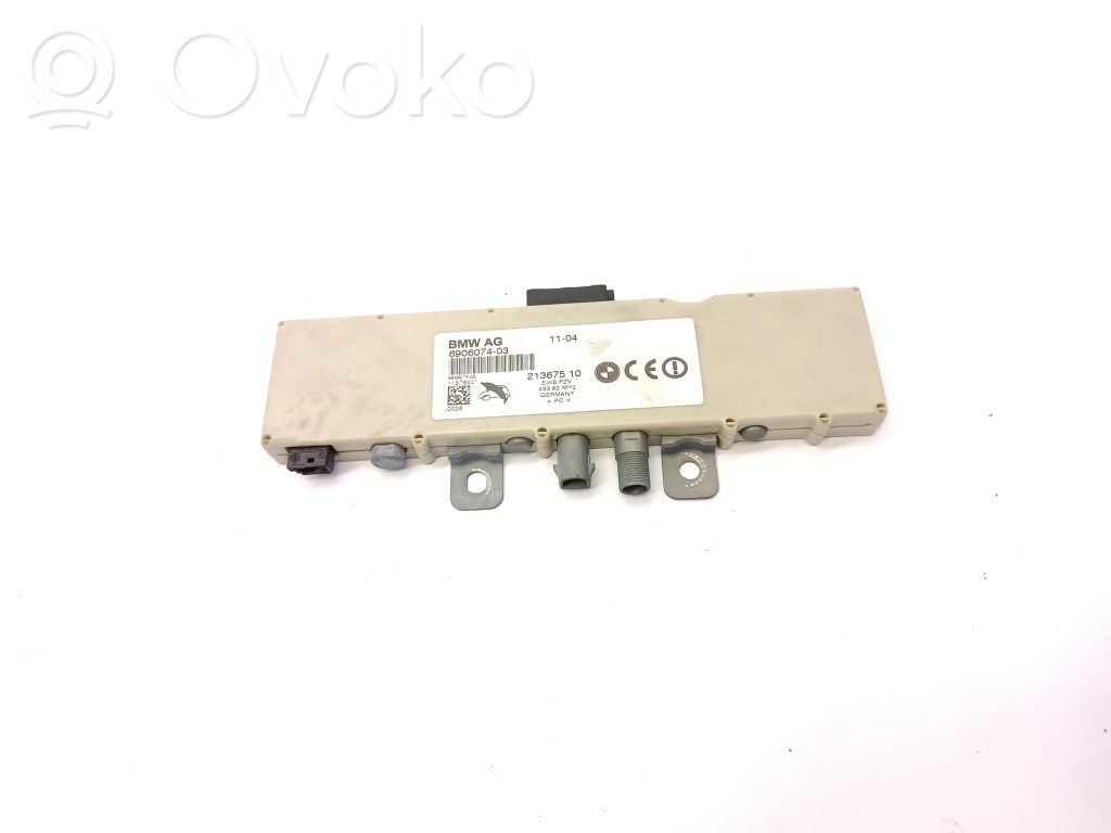 BMW 3 E46 Antenos stiprintuvas 