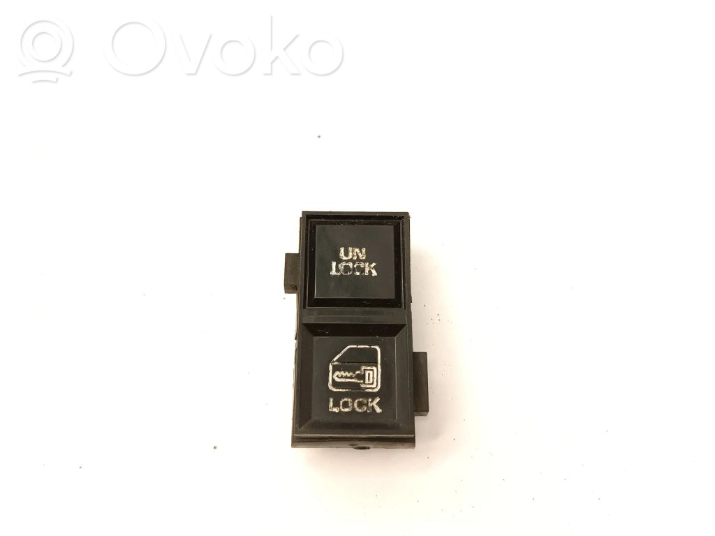 Central locking switch button   20438177