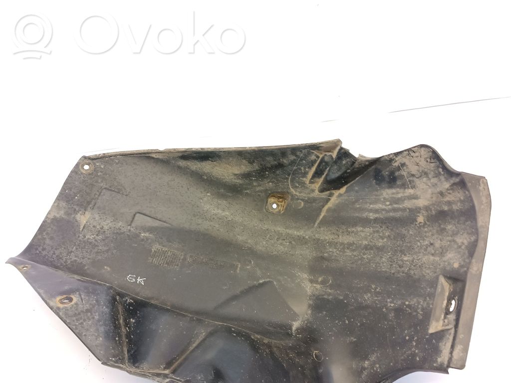 BMW 3 E46 Apărători interioare aripă roată spate 