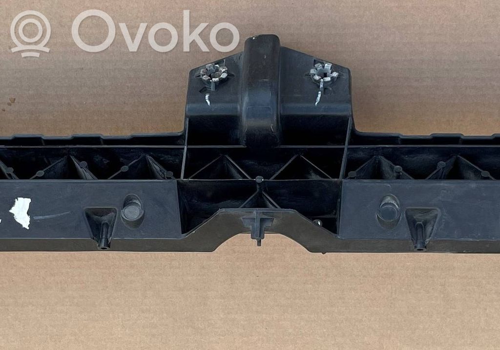 Citroen Berlingo Panel mocowania chłodnicy / góra 