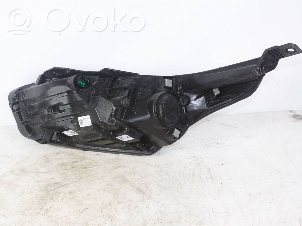 KIA Ceed Headlight/headlamp 