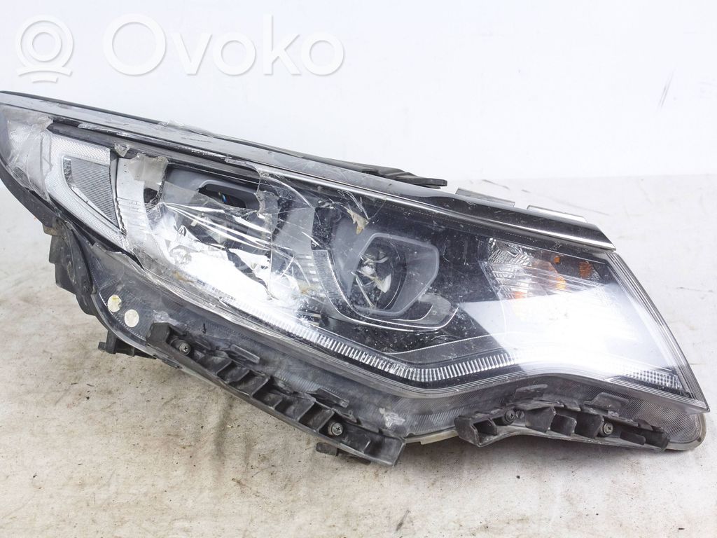 Headlight/headlamp   92102D4300