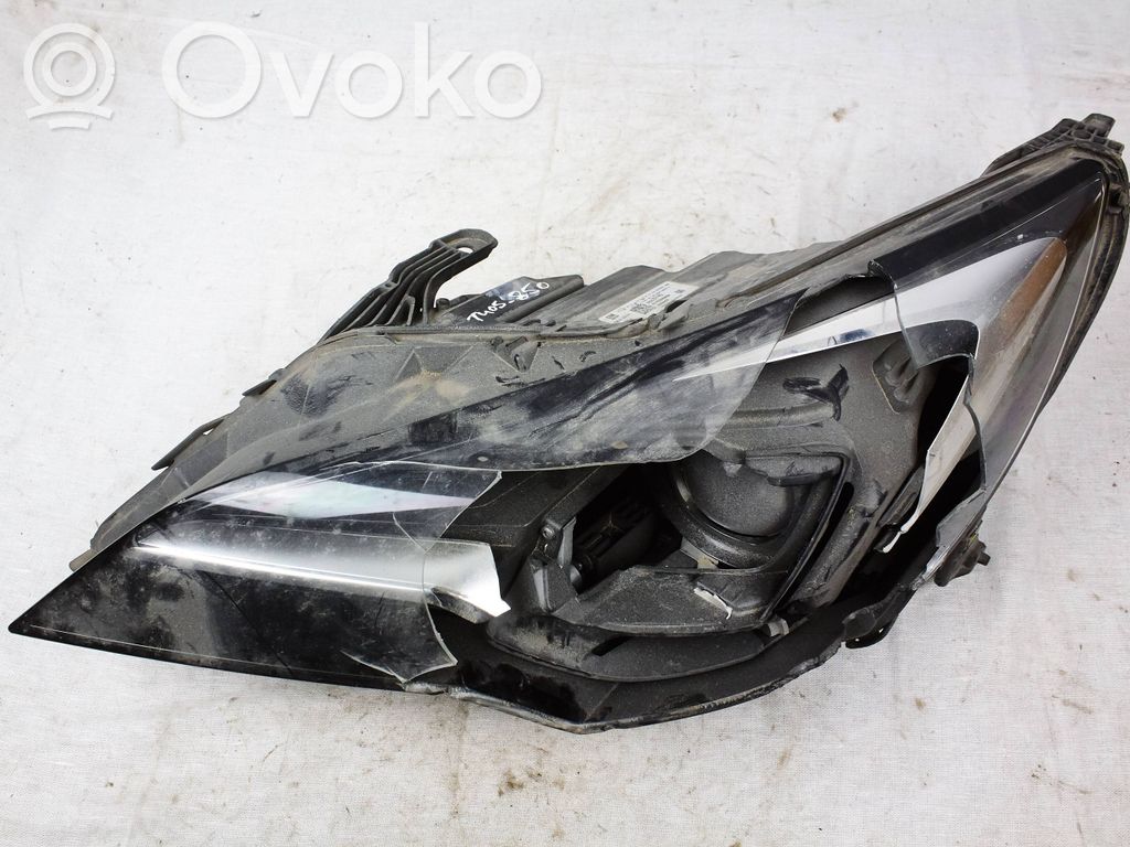 Opel Astra K Scheinwerfer 