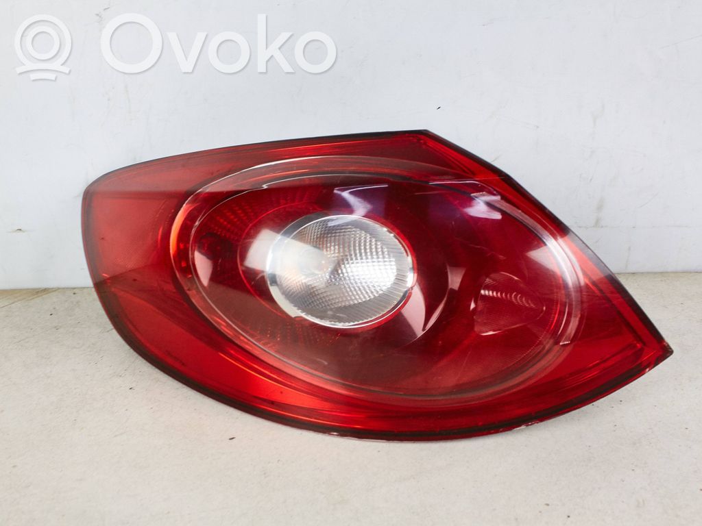 Volkswagen PASSAT CC Lampa tylna 