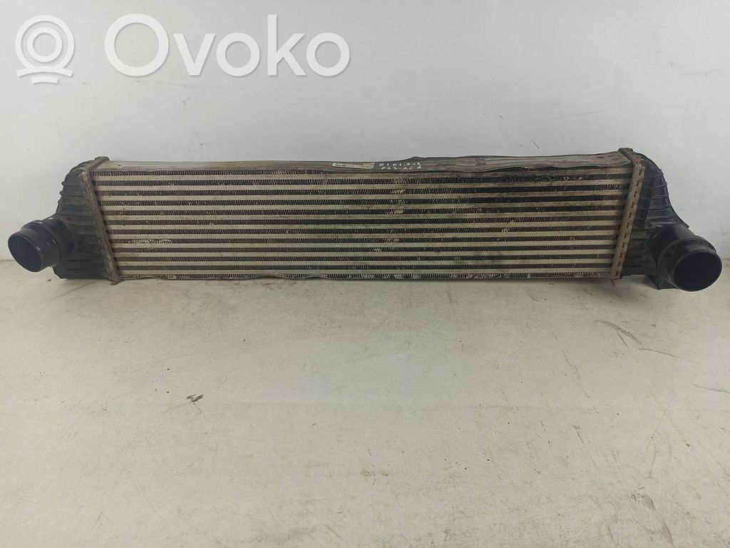 Renault Master III Starpdzesētāja radiators 