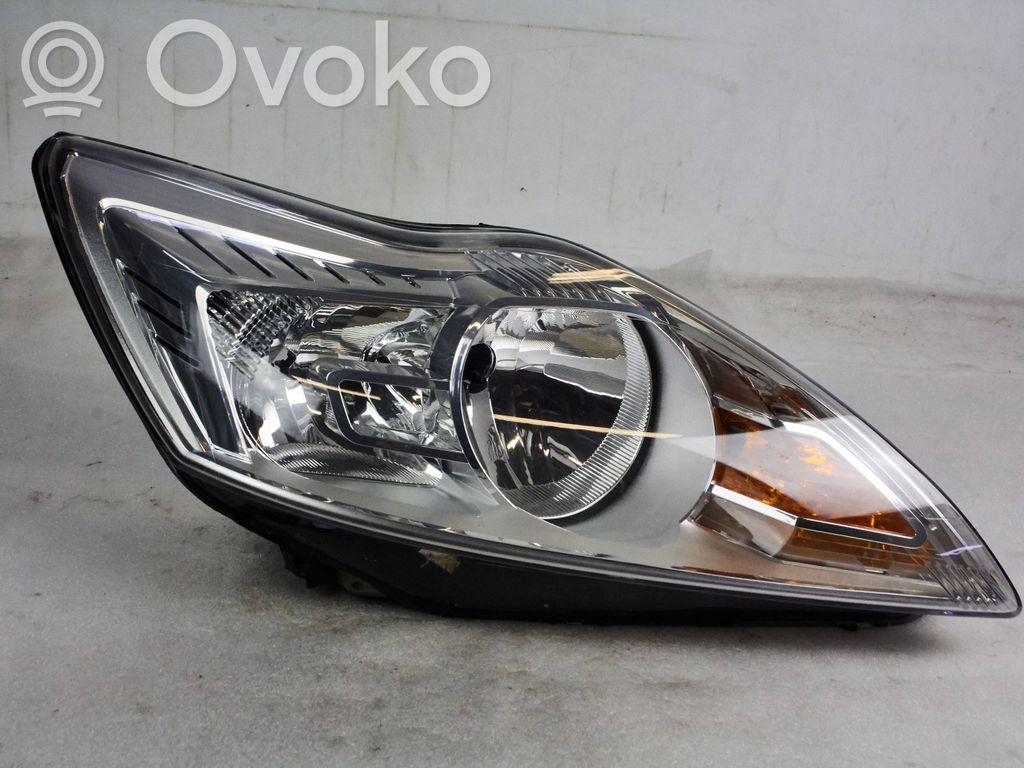 Ford Focus Headlight/headlamp 