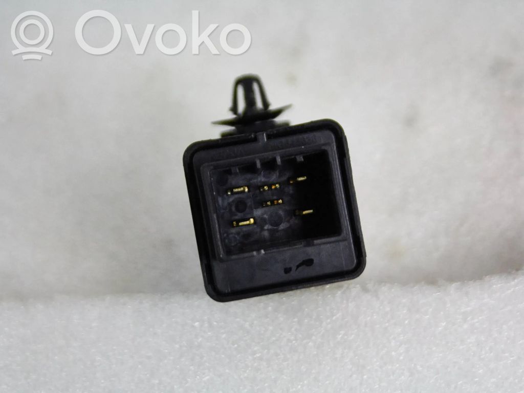 Muut ohjainlaitteet/moduulit   952402W100