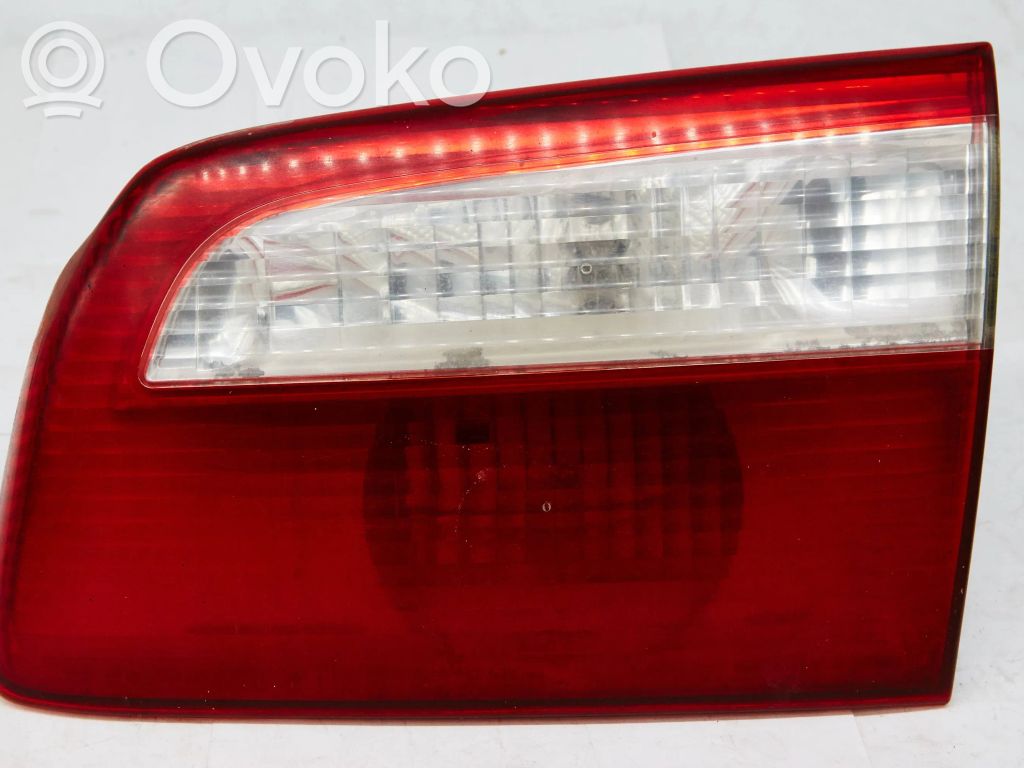Mazda 626 Tailgate rear/tail lights 