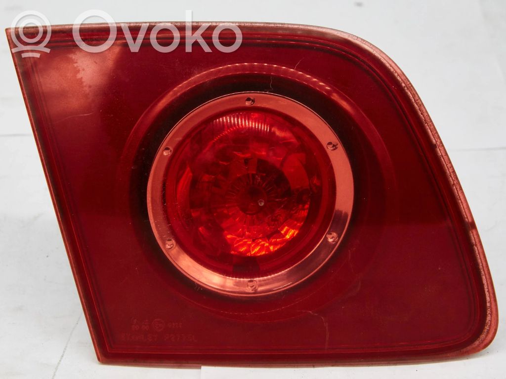 Mazda 3 I Takaluukun takavalot 
