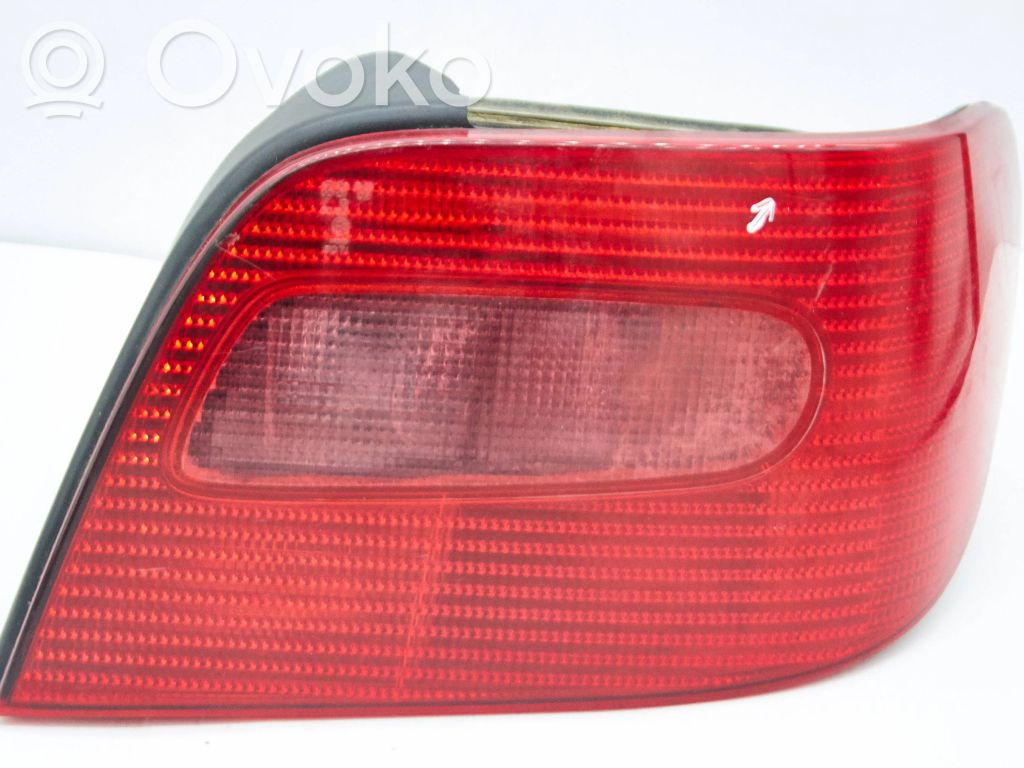 Citroen Xsara Aizmugurējais lukturis virsbūvē 