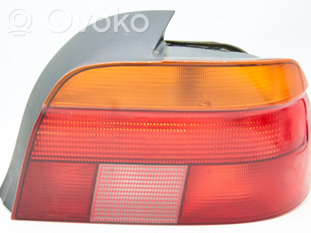 Rear/tail lights   8358032,2VP007240,146034