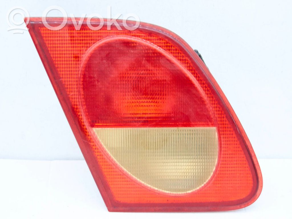 Mercedes-Benz E W210 Lampă spate în capacul portbagajului 
