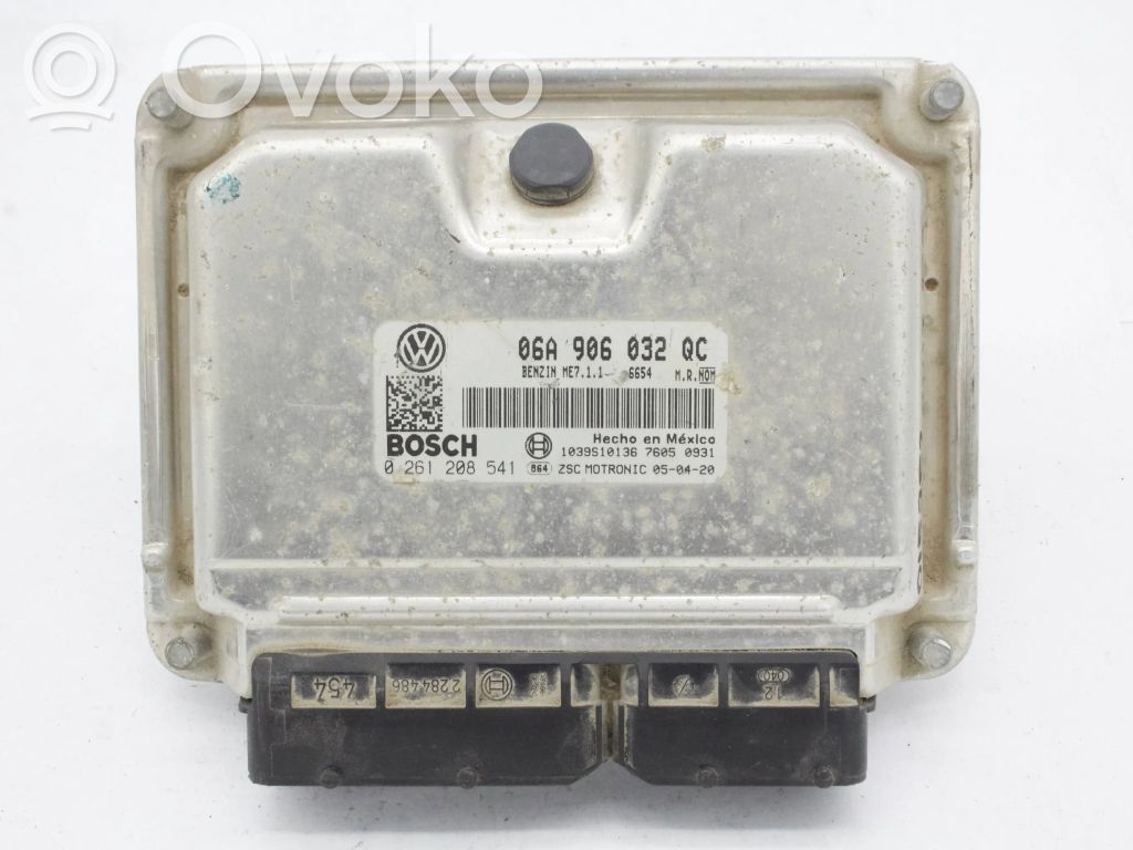 Volkswagen Jetta V Engine control unit/module 