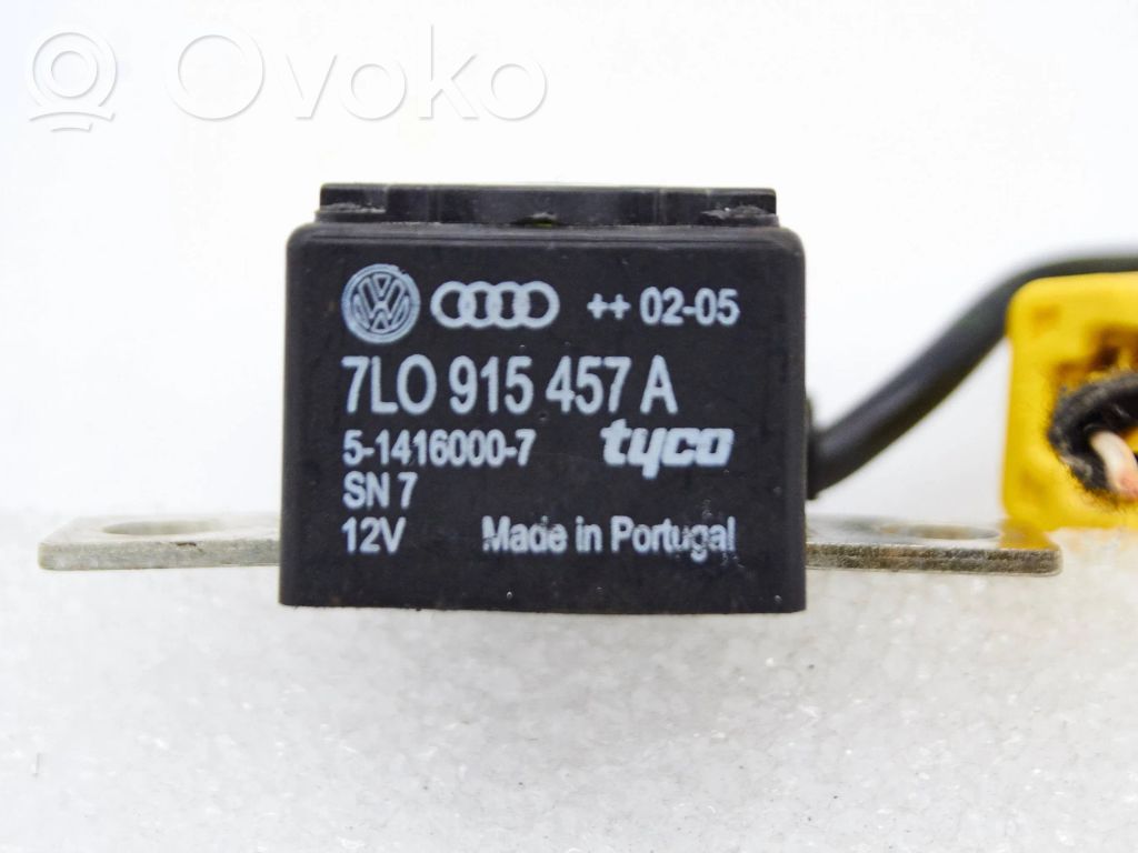 Audi A8 S8 D3 4E Drošinātājs 