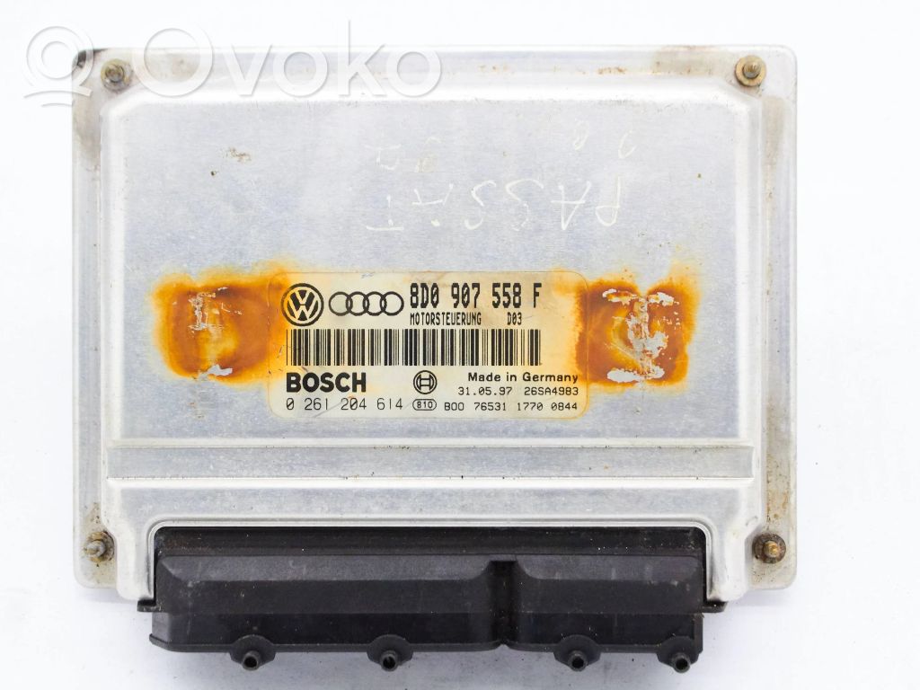 Engine control unit/module   8D0907558F,0261204614