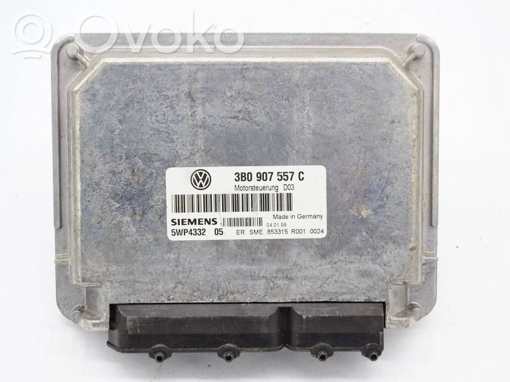 Volkswagen PASSAT B5 Engine control unit/module 