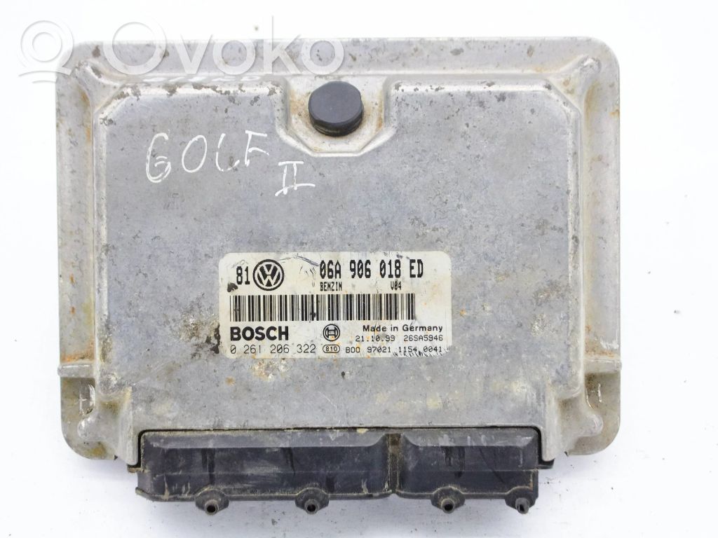 Volkswagen Golf IV Engine control unit/module 