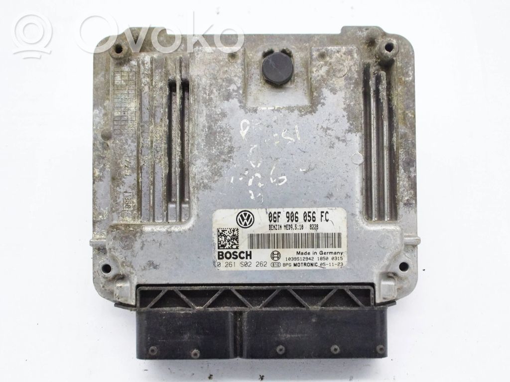 Volkswagen PASSAT B6 Engine control unit/module 