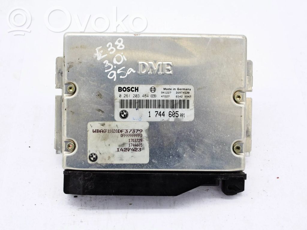 BMW 7 E38 Engine control unit/module 