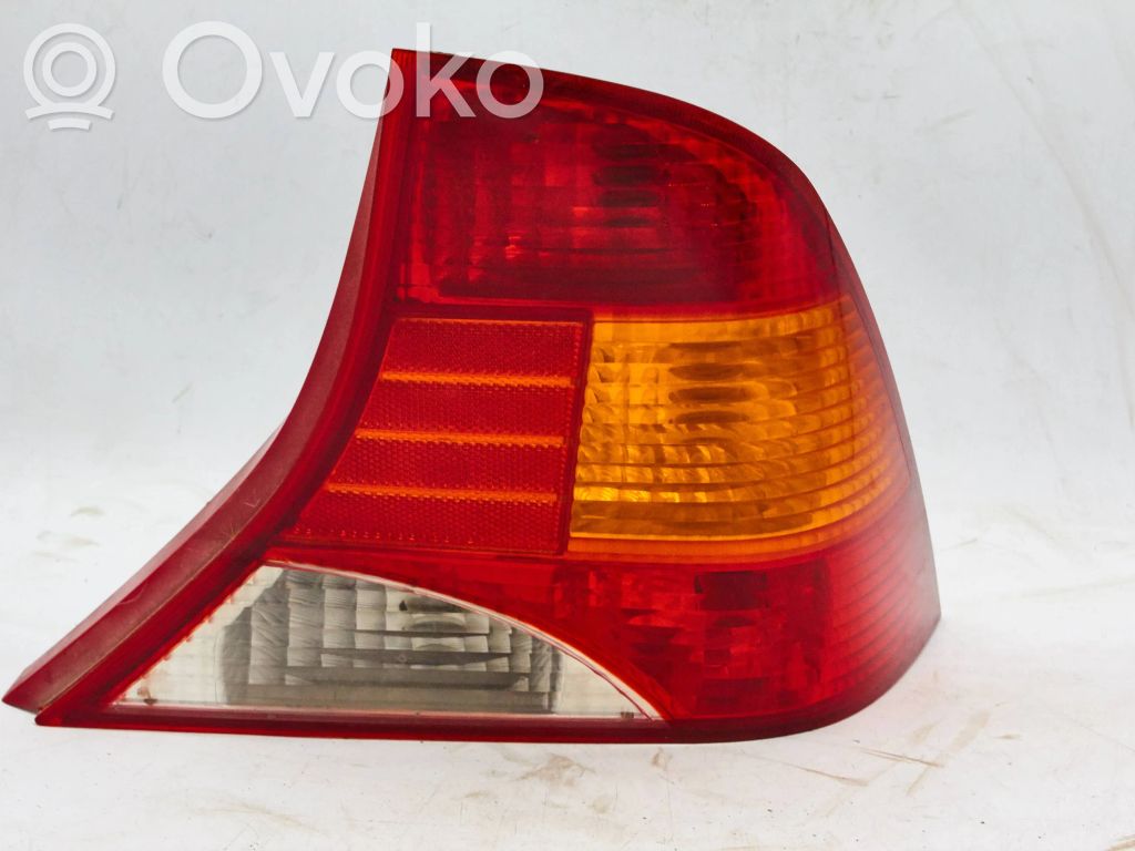 Ford Focus Galinio žibinto detalė 