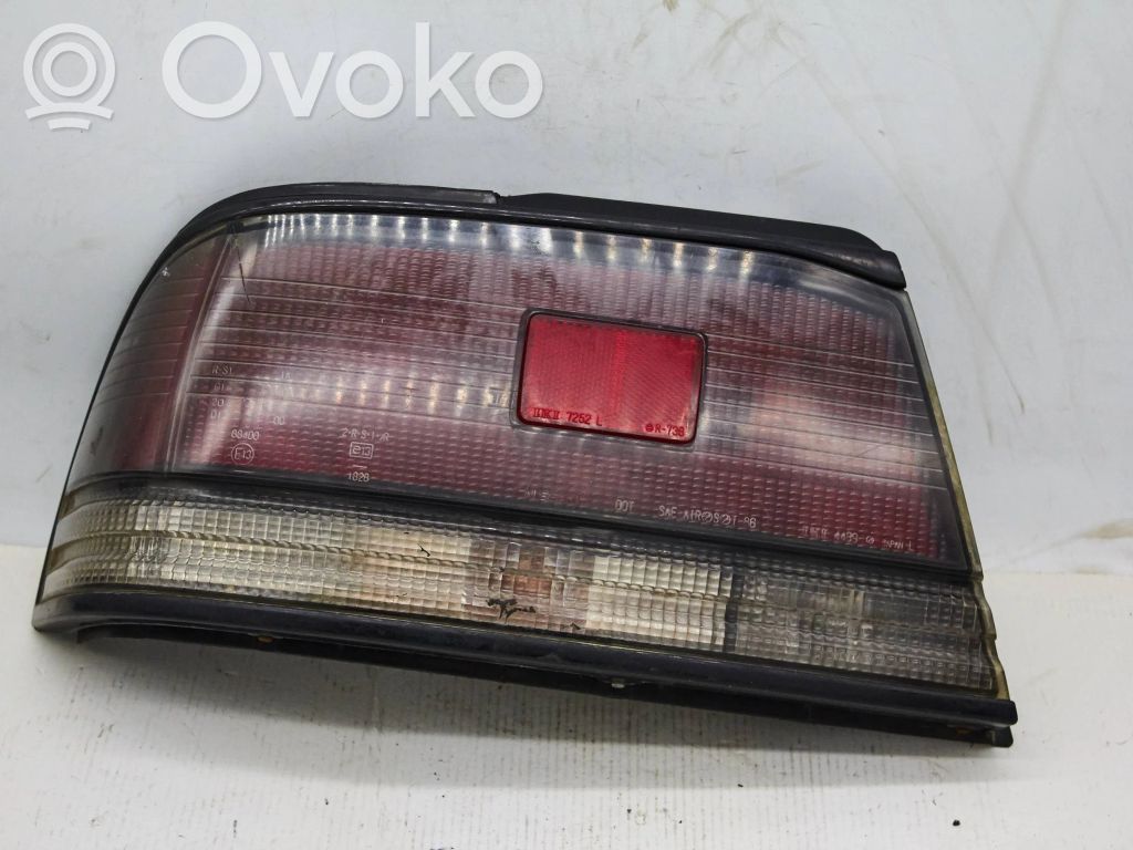 Nissan Maxima Задний фонарь в кузове 