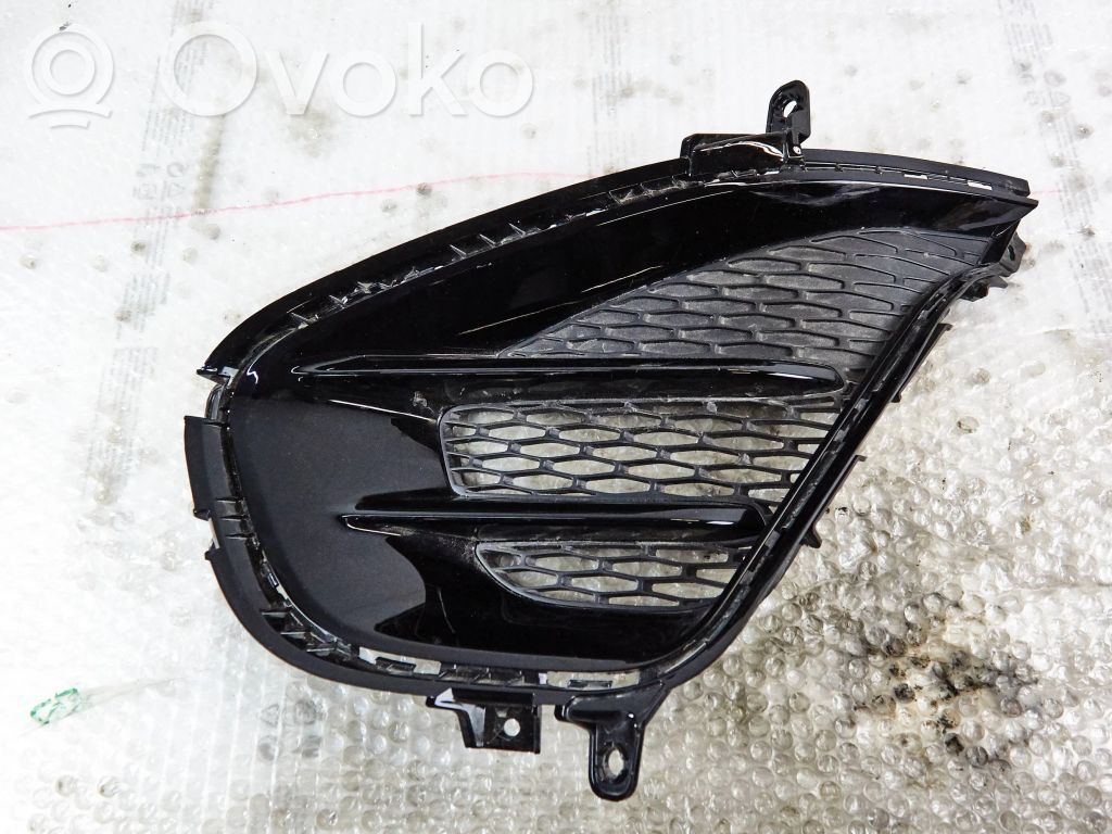 KIA Ceed Front fog light trim/grill 