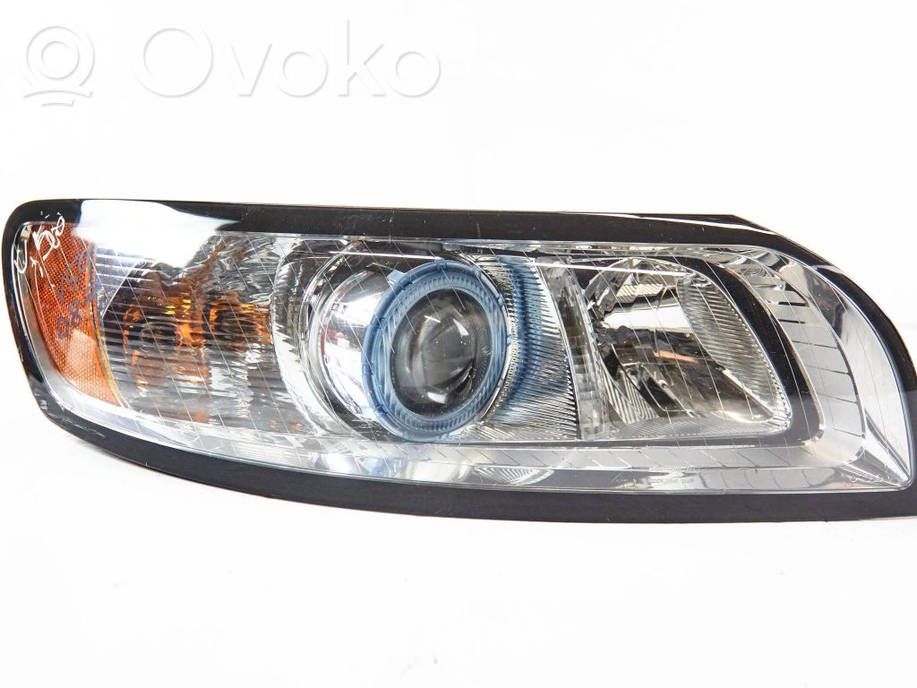Volvo V50 Headlight/headlamp 